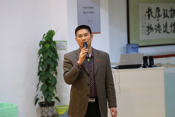 2012年第1季度杨辉物业先进事迹表彰会议